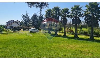 Casa en Parcela con piscina Melipilla