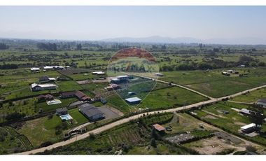 Casa en Parcela con piscina Melipilla