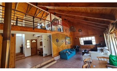 Casa en Parcela con piscina Melipilla