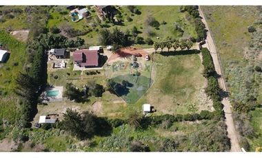 Casa en Parcela con piscina Melipilla