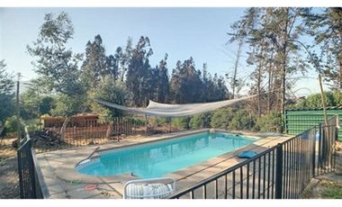 Casa en Parcela con piscina Melipilla