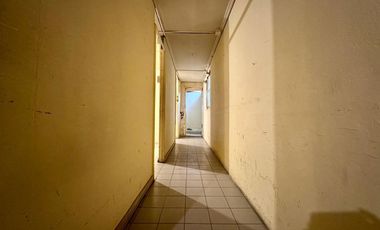 VENTA DE CASA CON 8 DEPARTAMENTOS INTERIORES