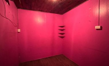 VENTA DE CASA CON 8 DEPARTAMENTOS INTERIORES