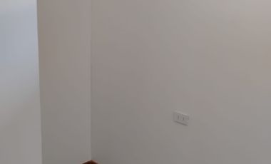 MIRAFLORES , MACHALI