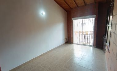 CASA EN ARRIENDO UBICADO EN LA CEJA SECTOR VIVA LA CEJA