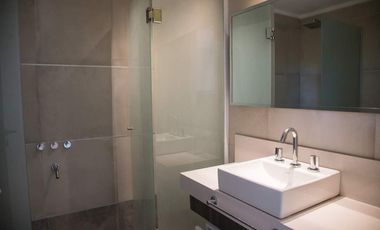 Casa en venta - 5 Dormitorios 8 Baños - Cariló