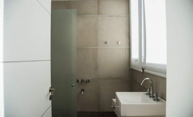 Casa en venta - 5 Dormitorios 8 Baños - Cariló