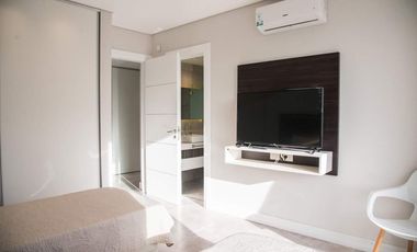 Casa en venta - 5 Dormitorios 8 Baños - Cariló