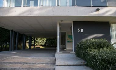 Casa en venta - 5 Dormitorios 8 Baños - Cariló