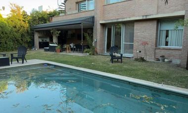 Casa EN ALQUILER EN VALLE ESCONDIDO BARRIO LOS CIELOS