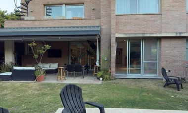 Casa EN ALQUILER EN VALLE ESCONDIDO BARRIO LOS CIELOS