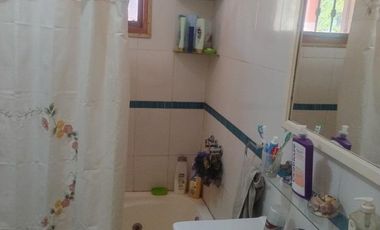 Casa en venta - 2 Dormitorios 1 Baño - Carmen de Areco