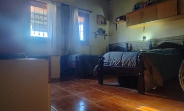 Casa en venta - 2 Dormitorios 1 Baño - Carmen de Areco