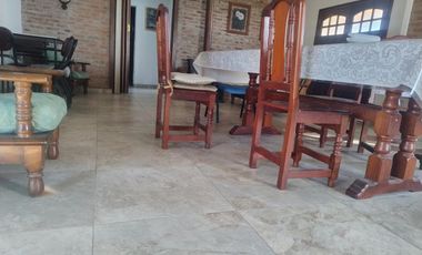 Casa en venta - 2 Dormitorios 1 Baño - Carmen de Areco