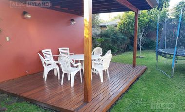 Casa con pileta en venta y alquiler en Martínez, Vias/Libert., San Isidro