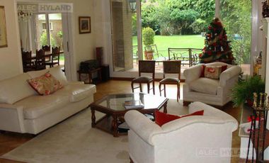 Casa con pileta en venta y alquiler en Martínez, Vias/Libert., San Isidro