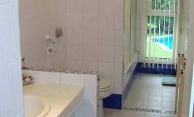 Casa con pileta en venta y alquiler en Martínez, Vias/Libert., San Isidro