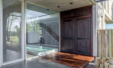 A la laguna casa con 3 dormitorios en venta y/o alquiler en BARBARITA.