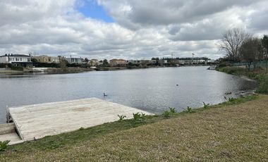 A la laguna casa con 3 dormitorios en venta y/o alquiler en BARBARITA.