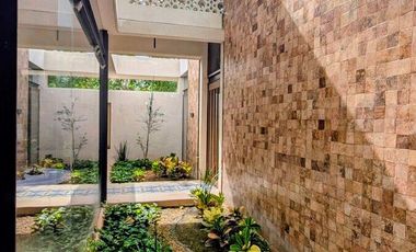 Casa  en venta para estrenar en Club de Golf la Ceiba