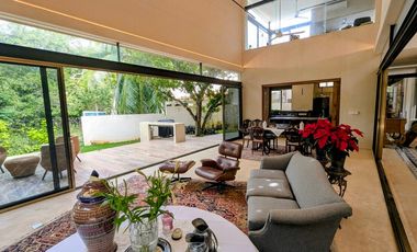 Casa  en venta para estrenar en Club de Golf la Ceiba