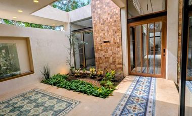 Casa  en venta para estrenar en Club de Golf la Ceiba