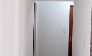 Casa en alquiler - 2 Dormitorios 1 Baño - City Bell