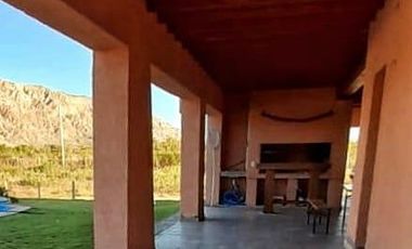 Casa Barrio Cerrado en Zonda.