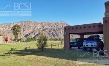 Casa Barrio Cerrado en Zonda.