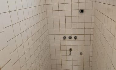 Departamento / Oficina 1 piso por escalera 3 ambientes Villa Adelina muy luminoso