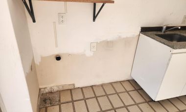 Departamento / Oficina 1 piso por escalera 3 ambientes Villa Adelina muy luminoso