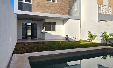 Casa en Zendera, con doble altura y recamara en planta baja