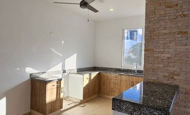 Casa en Zendera, con doble altura y recamara en planta baja