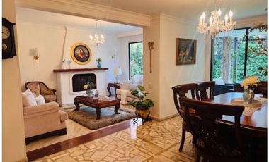 Vendo casa el poblado loma  parra unidad cerrada. Medellin. ✅