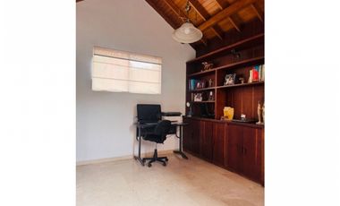 Vendo casa el poblado loma  parra unidad cerrada. Medellin. ✅