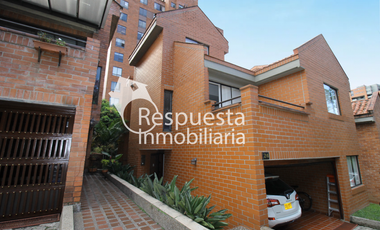 Vendo casa el poblado loma  parra unidad cerrada. Medellin. ✅