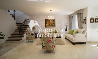 Vendo casa el poblado loma  parra unidad cerrada. Medellin. ✅