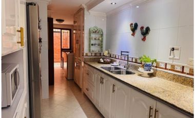 Vendo casa el poblado loma  parra unidad cerrada. Medellin. ✅