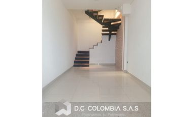 CASA EN VENTA EN BARRIO PORTACHUELO GIRARDOT - CUNDINAMARCA