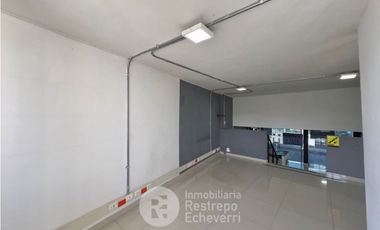 Local comercial en arriendo, Avenida Santander. Manizales.