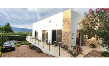 #casa #campestre de 1000 M2 en #condominio en #lamesacundinamarca