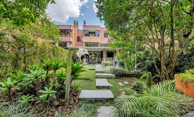 CASA EL POBLADO SECTOR COLEGIO MARY MOUNT. ✅