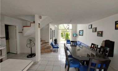 VENTA EXCELENTE CASA UBICADA EN CHINAUTA CUNDINAMARCA