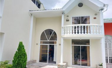 VENTA EXCELENTE CASA UBICADA EN CHINAUTA CUNDINAMARCA