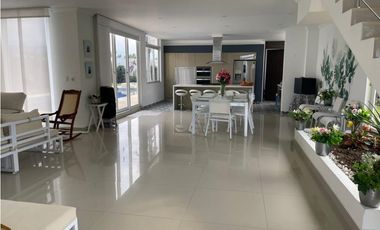 VENTA EXCELENTE CASA CAMPESTRE A PUERTA CERRADA FUSAGASUG C/MARCA