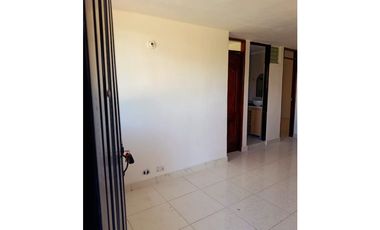 apartamento en Primer Piso en El Carmen – ¡Oportunidad! YT