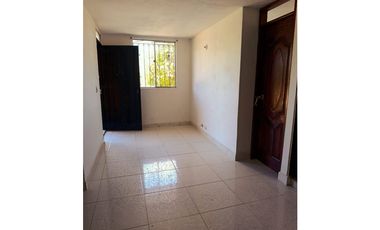 apartamento en Primer Piso en El Carmen – ¡Oportunidad! YT