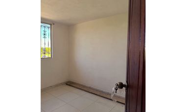 apartamento en Primer Piso en El Carmen – ¡Oportunidad! YT