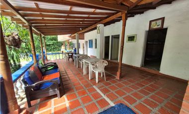 Venta de finca recreativa en San Jerónimo