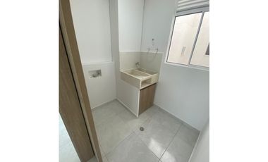 SE ARRIENDA APARTAMENTO EN PARQUE VIVERO